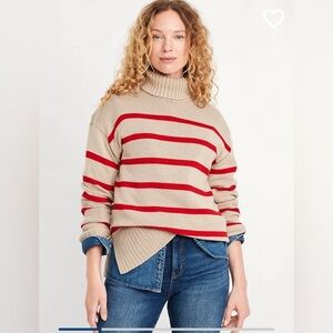 - NWT Old Navy turtleneck tunic sweater - size medium